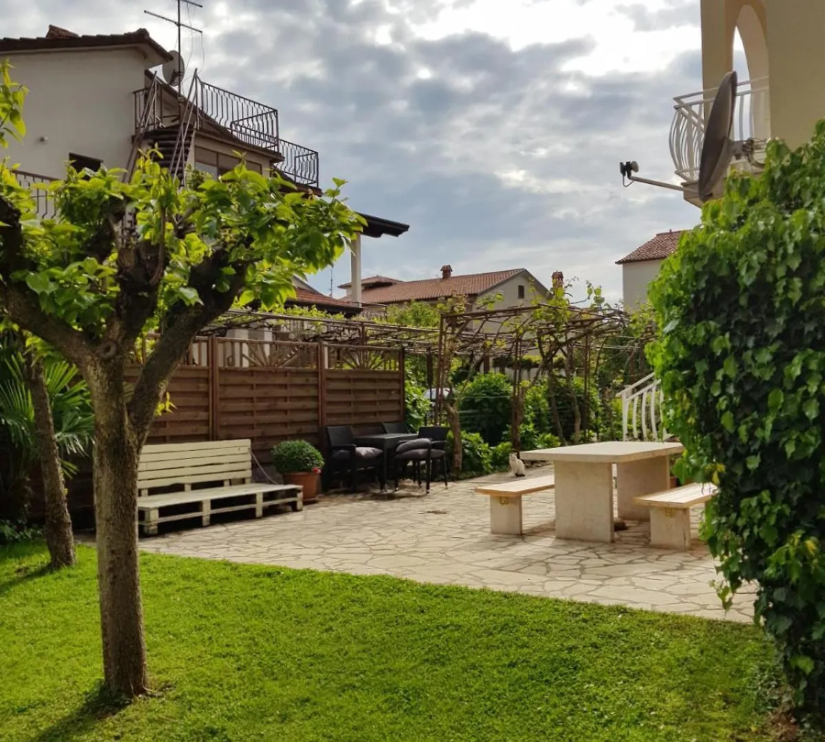 Trbovic Apartments Peaceful Stay With Free Parking, Pet-Friendly, And Bike Storage In Umag 0*,