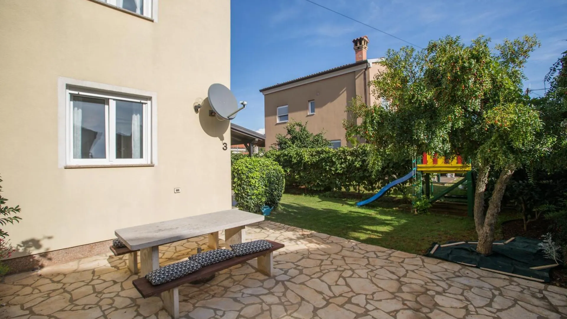 Trbovic Apartments Peaceful Stay With Free Parking, Pet-Friendly, And Bike Storage In Umag