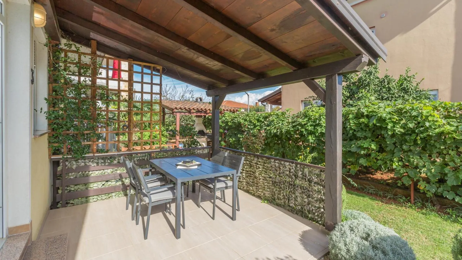 Trbovic Apartments Peaceful Stay With Free Parking, Pet-Friendly, And Bike Storage In Umag