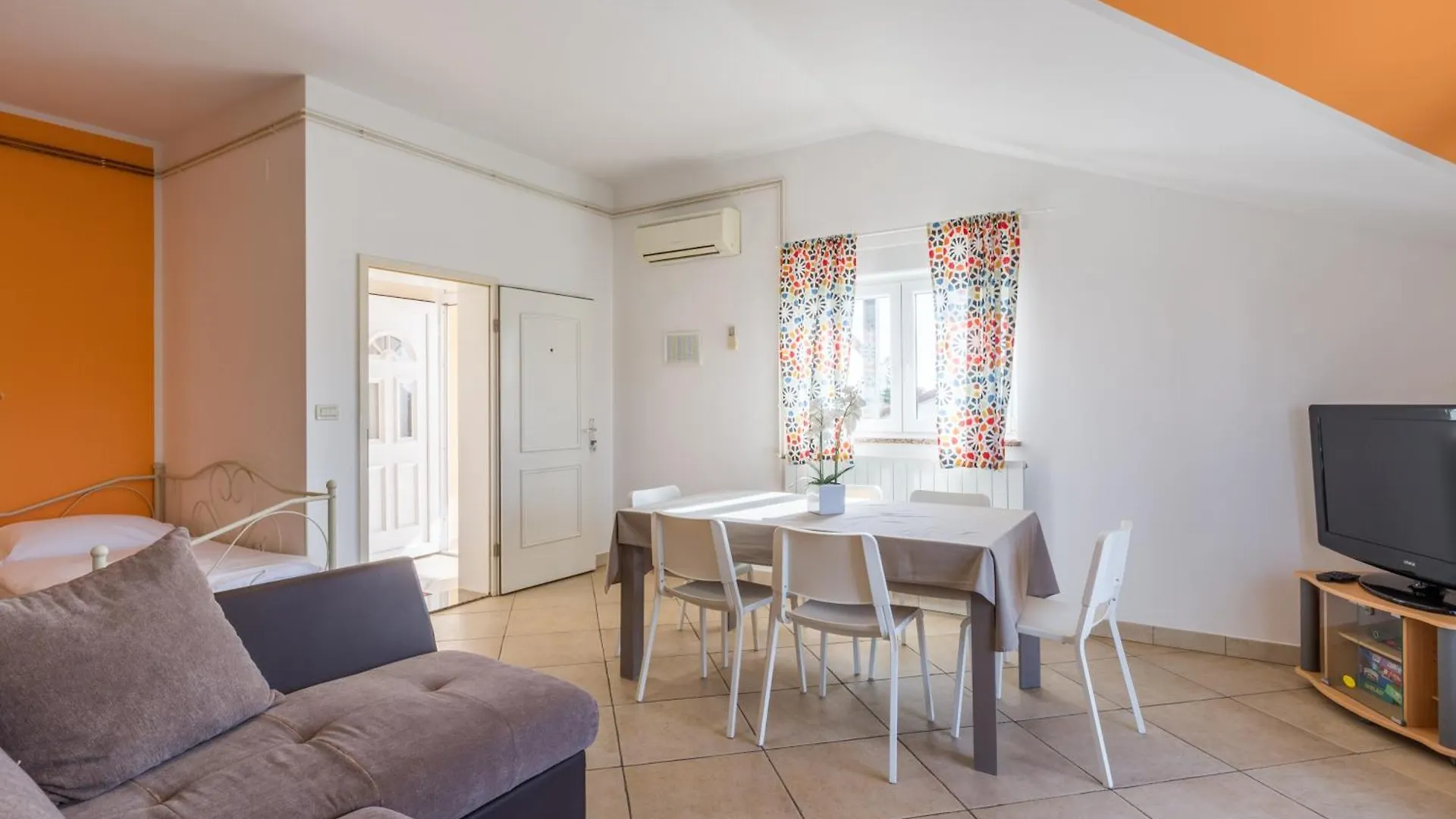 Trbovic Apartments Peaceful Stay With Free Parking, Pet-Friendly, And Bike Storage In Umag