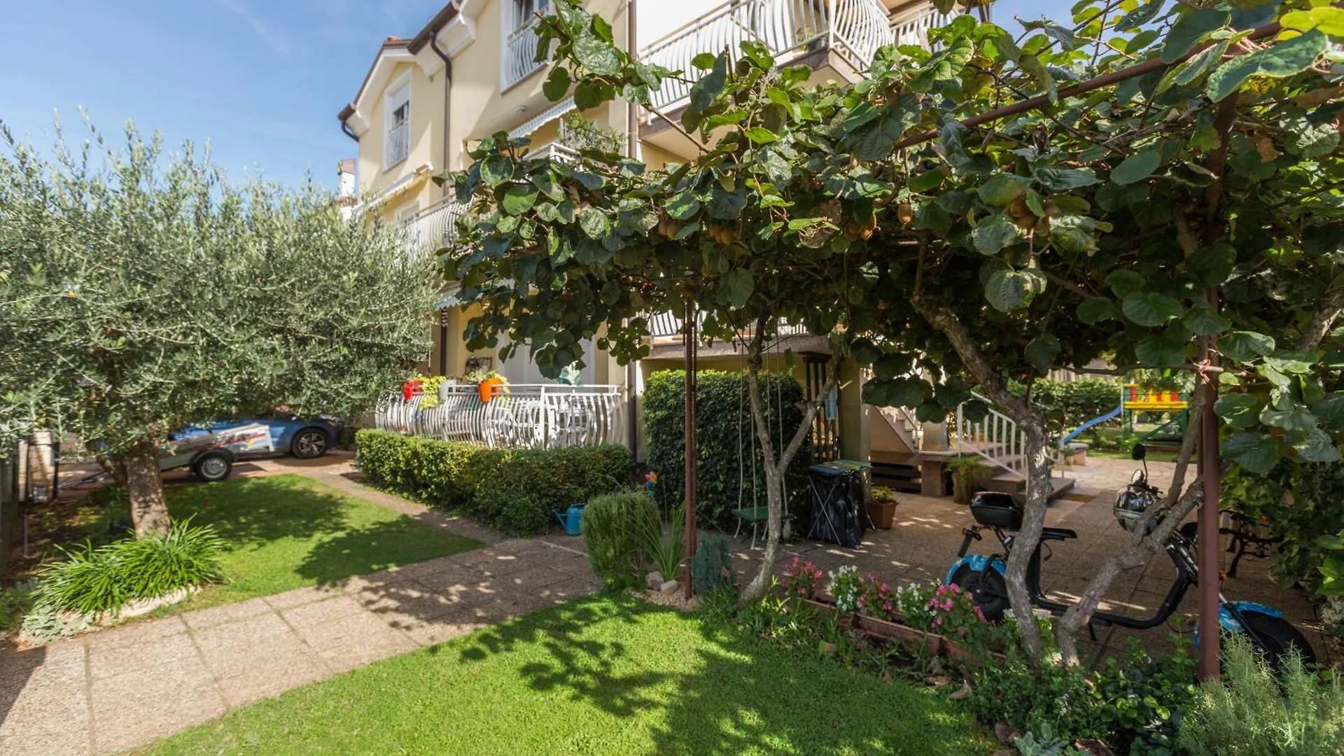 Trbovic Apartments Peaceful Stay With Free Parking, Pet-Friendly, And Bike Storage In Umag contacts