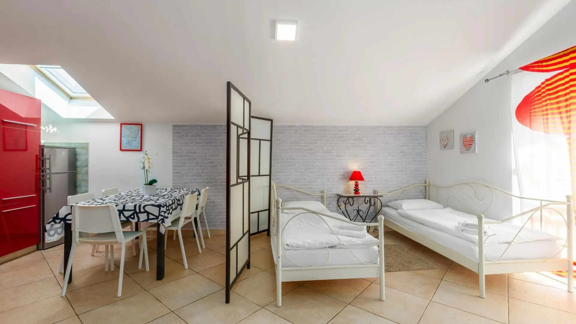 Trbovic Apartments Peaceful Stay With Free Parking, Pet-Friendly, And Bike Storage In أوماغ