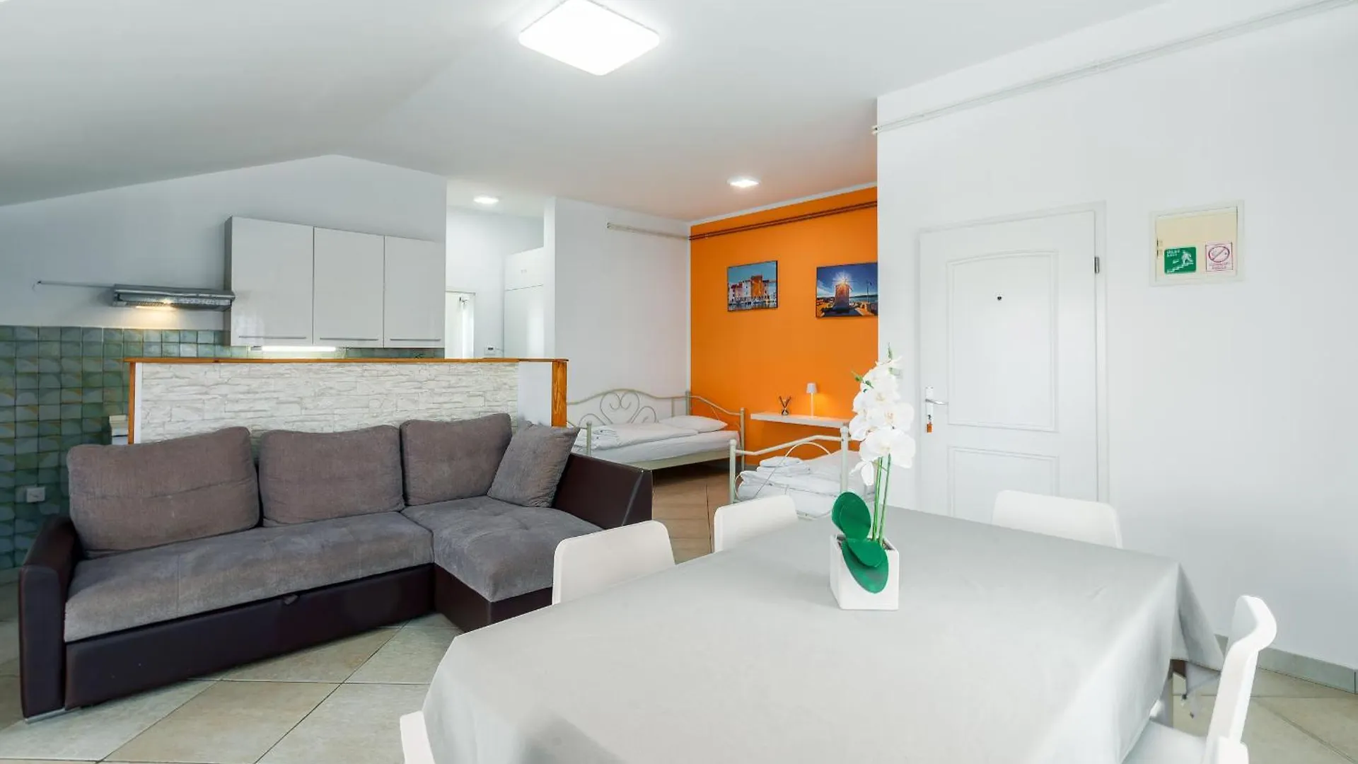 Trbovic Apartments Peaceful Stay With Free Parking, Pet-Friendly, And Bike Storage In Umag